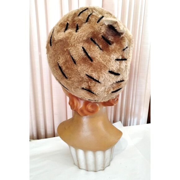 Vintage 1960s Saks Fifth Avenue Fur Felt Hat by Selene Italy - Picture 4 of 5